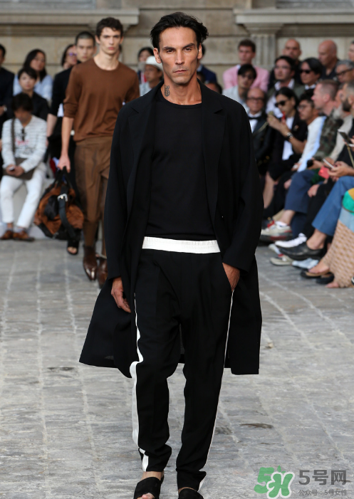 berluti2018年春夏系列服裝怎么樣_好看嗎_款式有哪些？