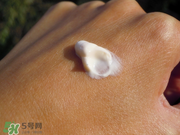 玉蘭油素顏霜怎么樣？玉蘭油素顏霜多少錢？