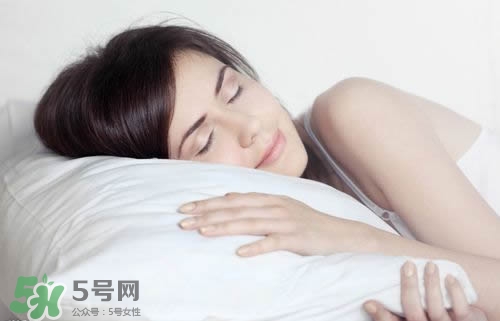 孕婦熬夜對胎兒有什么影響？孕婦熬夜的危害