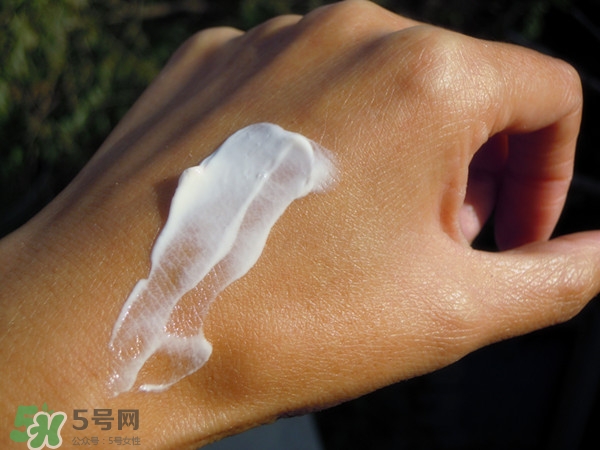 玉蘭油素顏霜怎么樣？玉蘭油素顏霜多少錢？