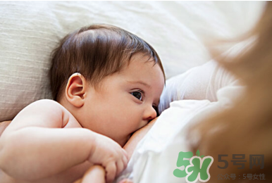 新生兒吃母乳會(huì)撐到嗎？新生兒吃母乳會(huì)吃撐嗎？