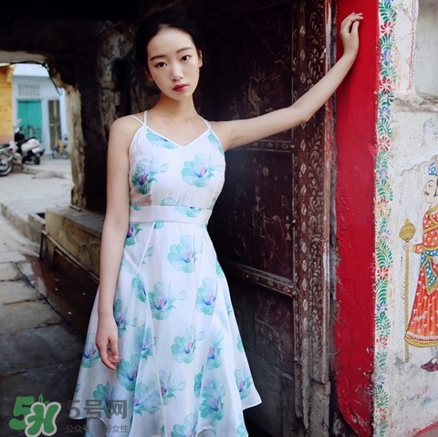 8月份去三亞穿什么？八月份去三亞穿什么衣服？