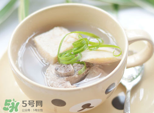 榴蓮殼燉排骨殼能吃嗎？榴蓮殼燉排骨什么味道？