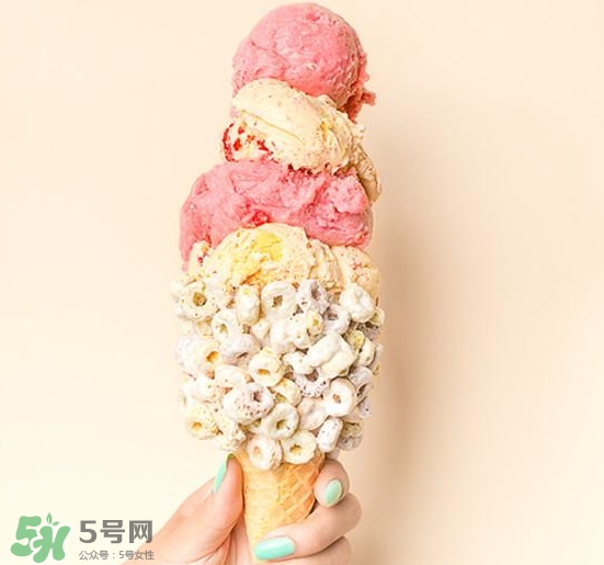 emack bolio's堆疊冰淇淋多少錢？堆疊冰淇淋好吃嗎？