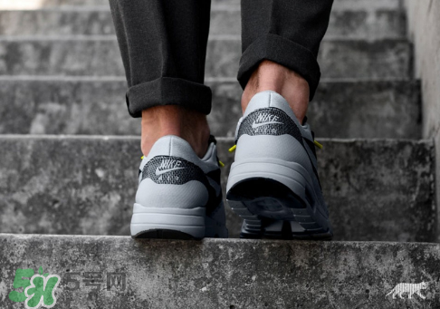 asphalt gold與耐克air max 1聯(lián)名多少錢？為什么這么貴？