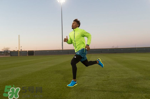 new balance fuelcell跑鞋多少錢？新百倫fuelcell跑鞋專柜價格