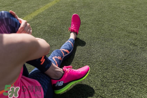 new balance fuelcell跑鞋腳感怎么樣_值得買嗎？
