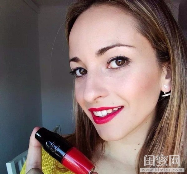 蘭蔻搖搖染唇液哪個(gè)顏色好看？蘭蔻搖搖染唇液色號試色