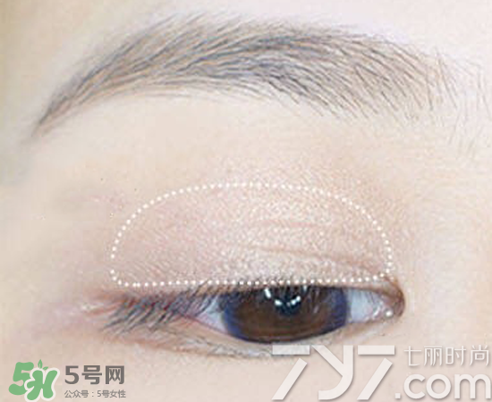 nars吉隆坡眼影怎么畫？nars吉隆坡雙色眼影畫法圖解