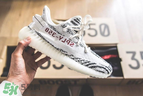 adidas yeezy 350 v2 boost zebra白斑馬市場價多少錢？