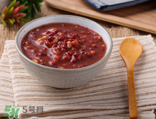 入伏吃什么去濕？入伏吃什么能排出體內(nèi)濕氣？