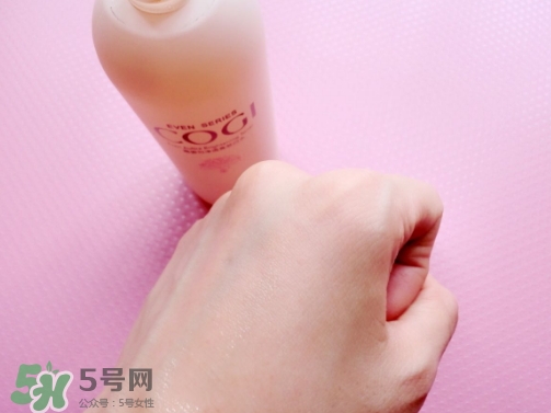 高姿大白水男士能用嗎？高姿大白水男生用合適嗎？