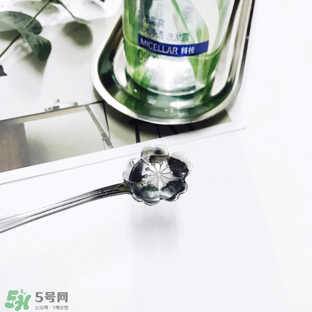 飄柔微米凈透系列綠色和紅色區(qū)別？飄柔微米凈透系列怎么用