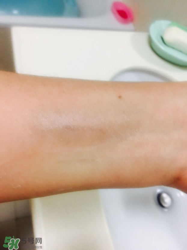 飄柔微米凈透系列綠色和紅色區(qū)別？飄柔微米凈透系列怎么用