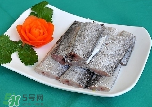 帶魚是深海魚嗎？帶魚是海鮮嗎