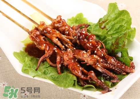 鐵板魷魚一串成本多少？魷魚怎么做好吃