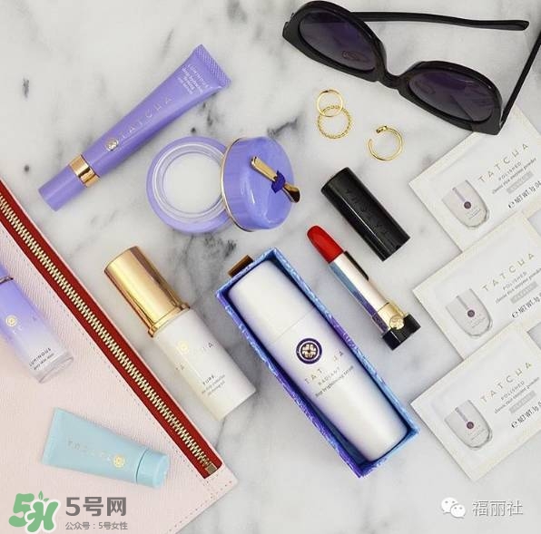 tatcha梅子粉好看嗎？tatcha白管口紅梅子粉試色