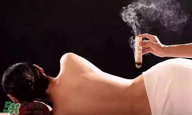 三伏貼和三伏灸哪個(gè)效果好？三伏貼和三伏灸對(duì)比