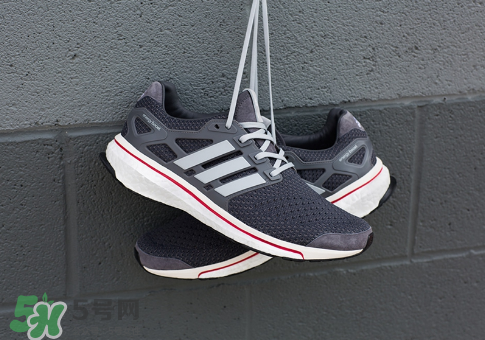 adidas consortium run thru time pack多少錢？