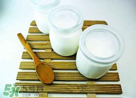 酸奶發(fā)酵菌哪種好？酸奶制作注意事項