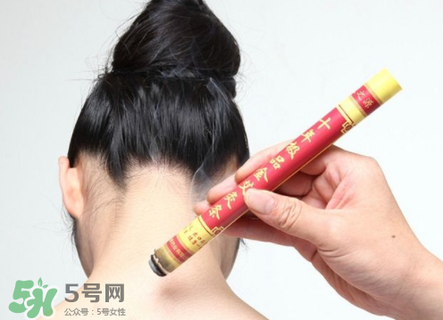 艾灸條和艾灸貼哪個好？艾灸好還是艾灸貼好？