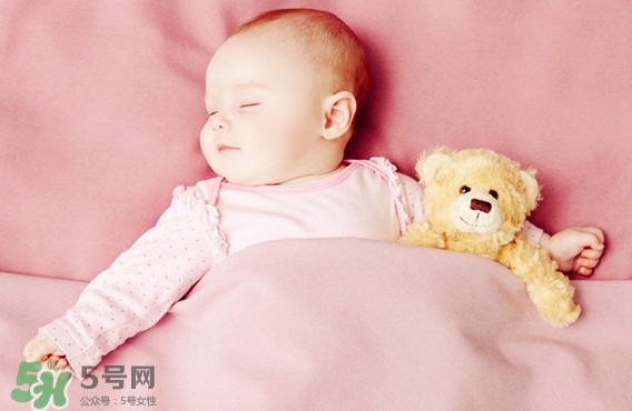 三伏灸小孩可以灸嗎？寶寶多大可以灸三伏灸？