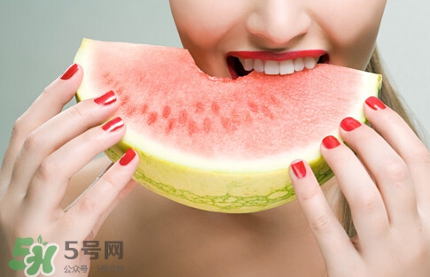 ?做三伏灸可以吃西瓜嗎？?做三伏灸要忌口嗎？