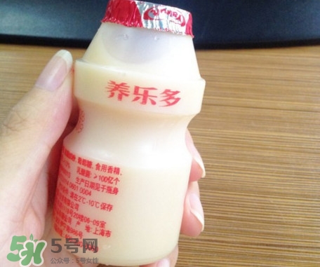 養(yǎng)樂(lè)多什么時(shí)候喝最好？養(yǎng)樂(lè)多能多喝嗎
