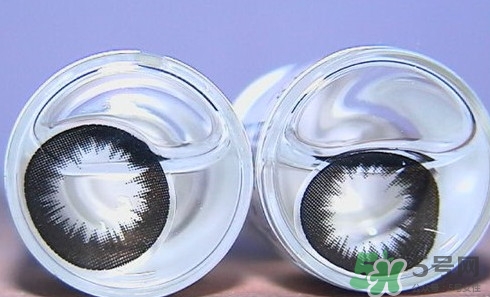 隱形眼鏡干了怎么辦？隱形眼鏡可以用礦泉水泡嗎