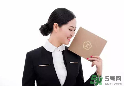 艾艾貼可以貼肚臍眼嗎？艾艾貼貼肚臍有什么作用？