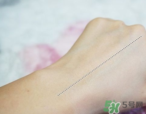 hanskin韓斯清素顏霜多少錢？hanskin韓斯清素顏霜怎么用