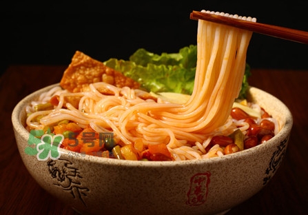 螺螄粉可以帶上飛機(jī)嗎？螺螄粉和桂林米粉有什么區(qū)別