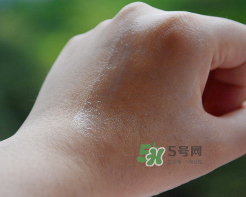 曼妮芬玫瑰身體乳怎么樣？曼妮芬玫瑰絲柔身體乳好用嗎？