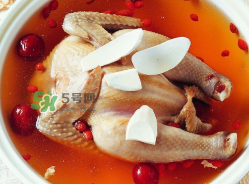 三伏天能吃鴨肉嗎？三伏天鴨肉燉什么好？