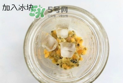 百香果養(yǎng)樂(lè)多好喝嗎？百香果養(yǎng)樂(lè)多怎么做？