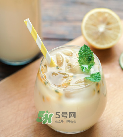 百香果養(yǎng)樂(lè)多好喝嗎？百香果養(yǎng)樂(lè)多怎么做？