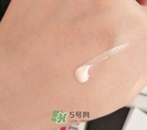 瓷肌美白隔離防曬霜怎么樣？瓷肌美白防曬霜好用嗎？