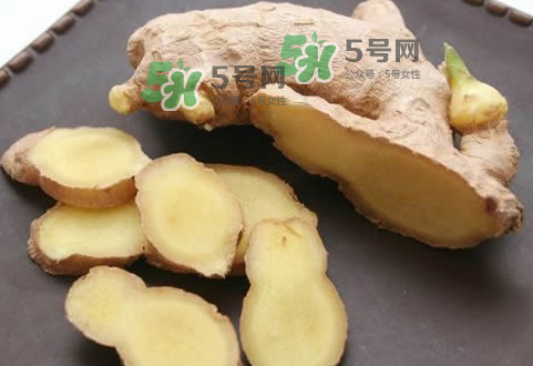 三伏天用什么泡腳最好？三伏天用什么泡腳去濕氣？