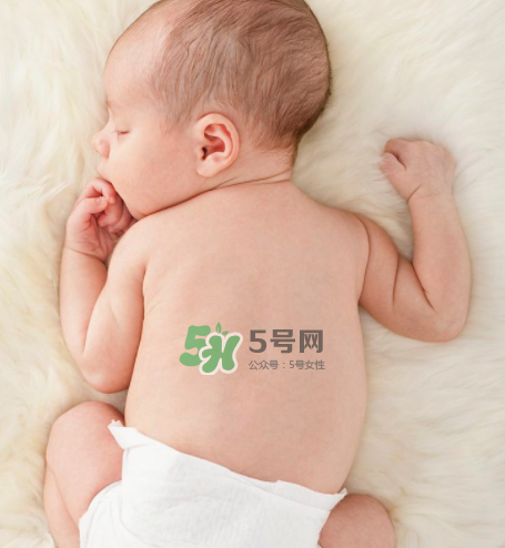 寶寶暑熱癥的癥狀 寶寶暑熱怎么辦？