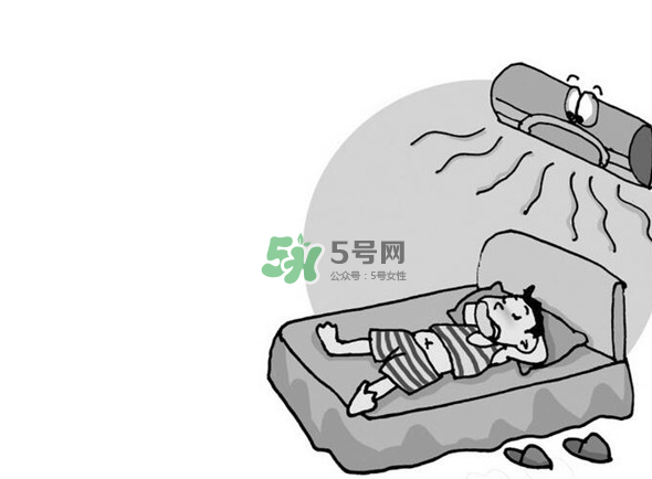 開(kāi)空調(diào)睡覺(jué)要注意什么？開(kāi)空調(diào)睡覺(jué)好嗎？