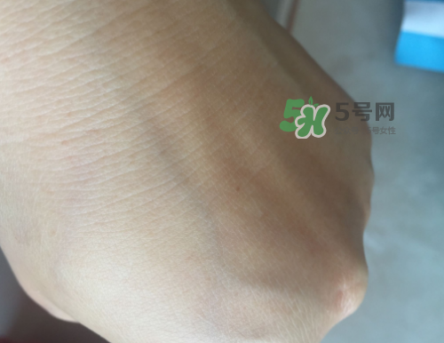 透真玻尿酸保濕精華液怎么樣？透真玻尿酸保濕精華液好用嗎？