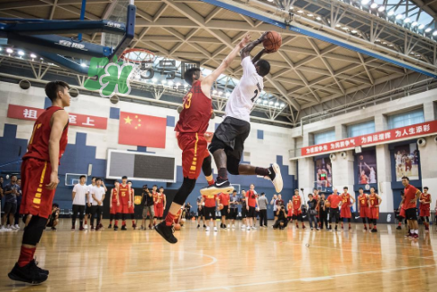 歐文同款黑白鴛鴦夜光kyrie 3怎么定制_在哪里買？