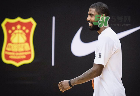 歐文同款黑白鴛鴦夜光kyrie 3怎么定制_在哪里買？