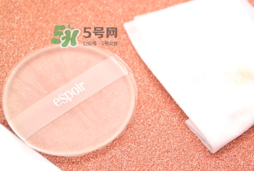 硅膠粉撲可以用散粉嗎？硅膠粉撲可以用干粉嗎？