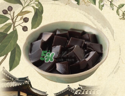 龜苓膏里有龜嗎？龜苓膏什么時(shí)候吃最好