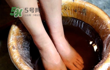 長(zhǎng)期用花椒水泡腳好嗎？花椒水可以天天泡腳嗎