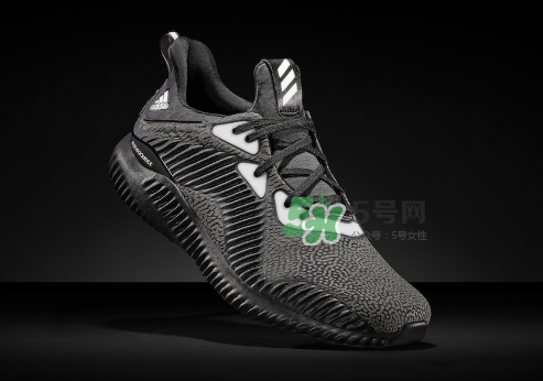 adidas alphabounce reflective阿爾法小椰子跑鞋夜光版多少錢？
