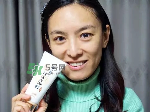 親潤(rùn)孕婦護(hù)膚品怎么樣？親潤(rùn)豆乳補(bǔ)水系列好用嗎？
