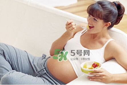 胎動的感覺有哪幾種？胎動的感覺是什么樣的