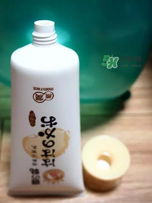 親潤(rùn)孕婦護(hù)膚品怎么樣？親潤(rùn)豆乳補(bǔ)水系列好用嗎？